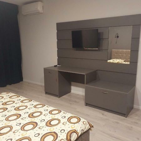 Apartments Yes อุชโฮรอด ภายนอก รูปภาพ